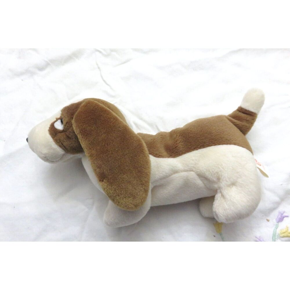TY Beanie Baby Tracker Basset Hound 1998 – Vintage Collectible